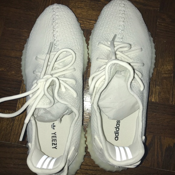 Yeezy 350 v2 cream NEW w/o tag - Picture 2 of 8